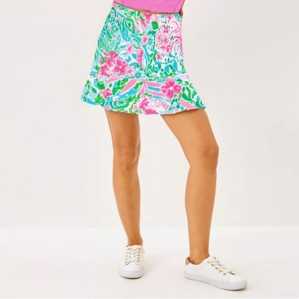 Lilly Pulitzer Zadora high-rise skort UPF 50+ Amalfi blue leaf it wild NWT med